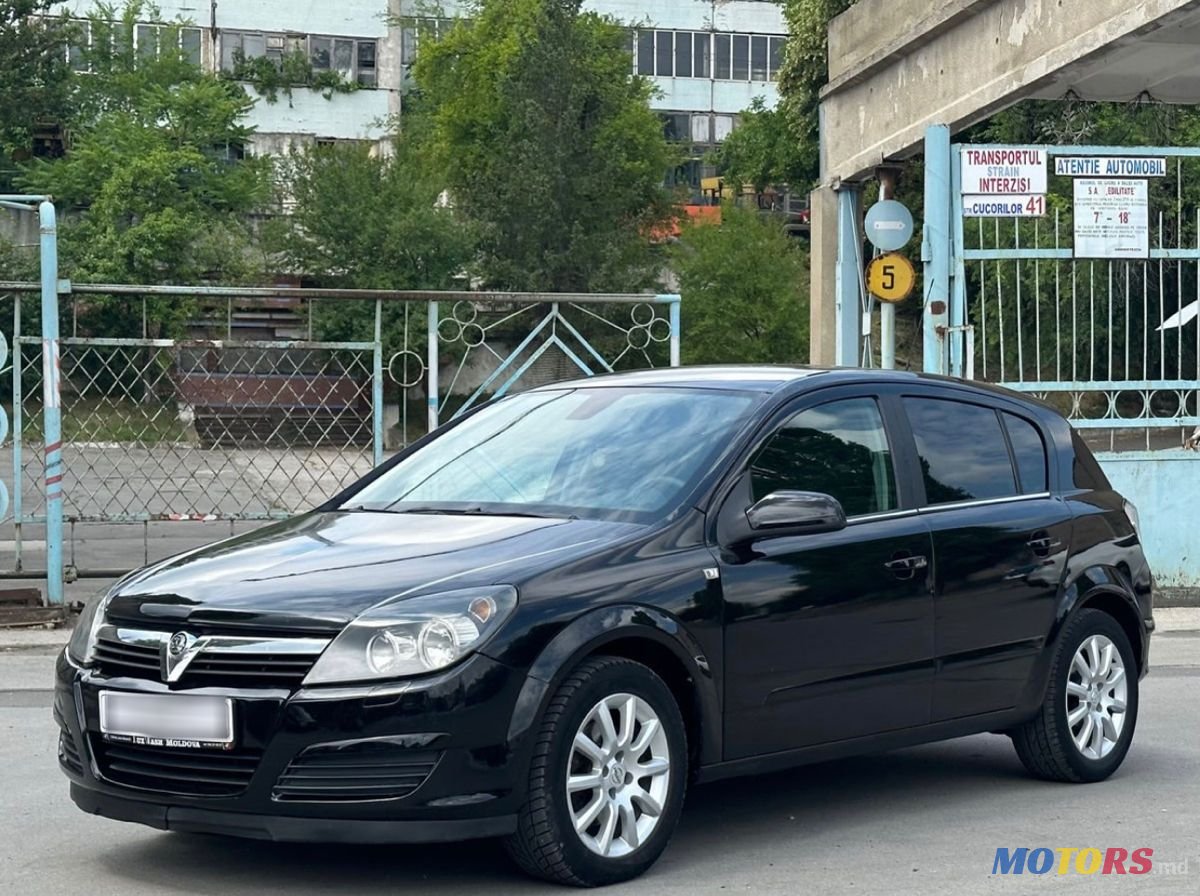 2006' Opel Astra photo #2