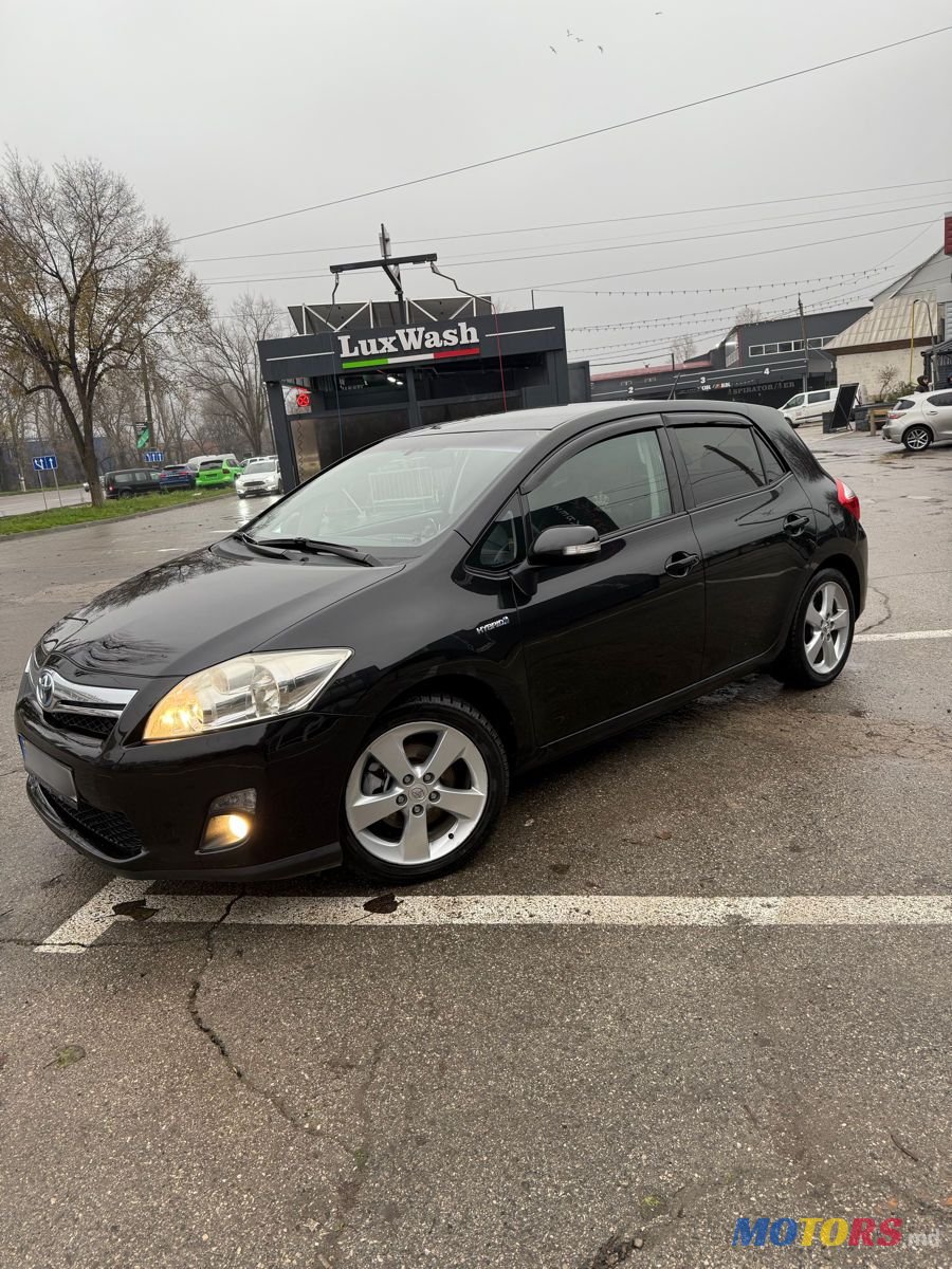 2012' Toyota Auris photo #1