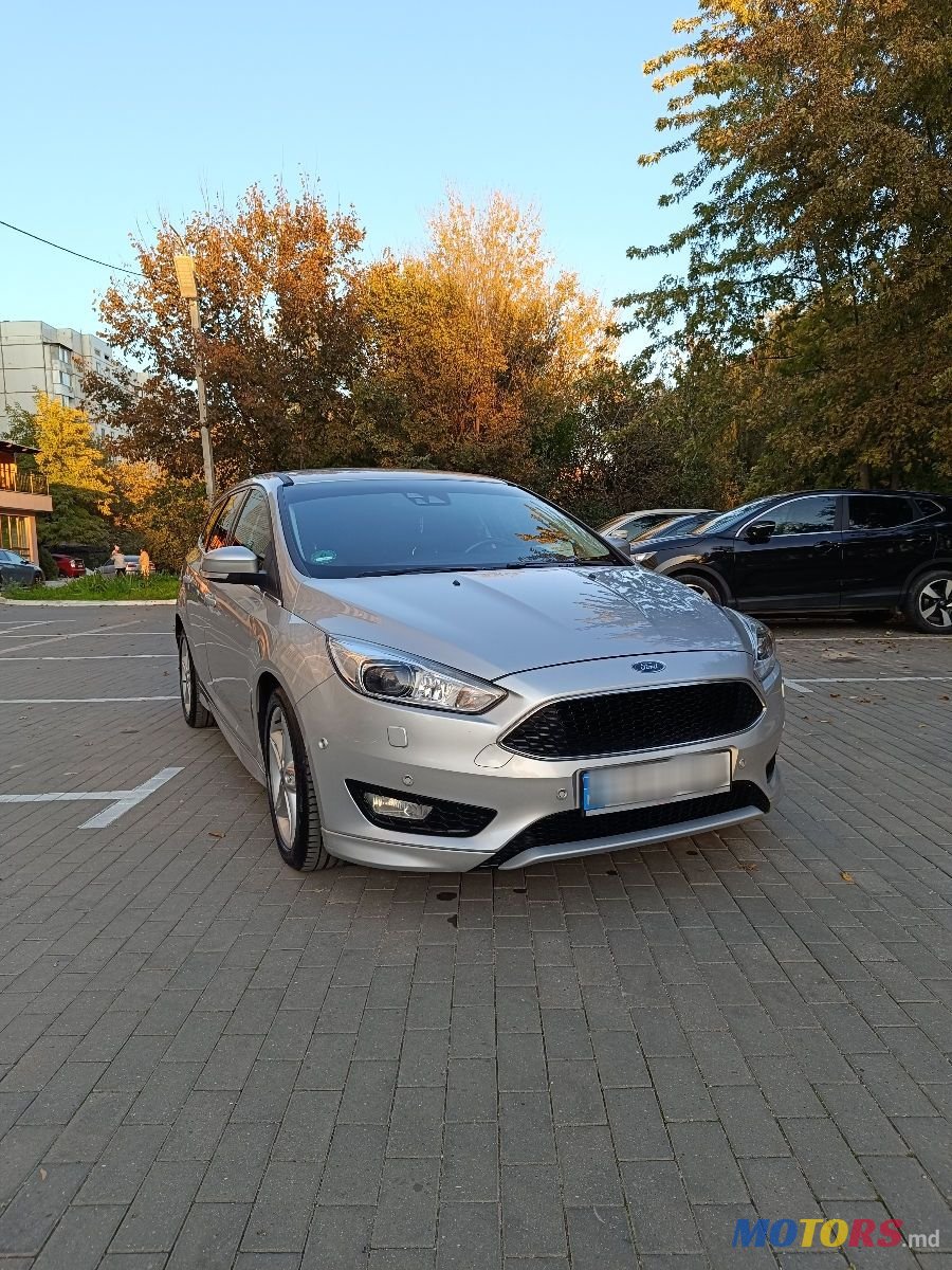 2015' Ford Focus photo #5