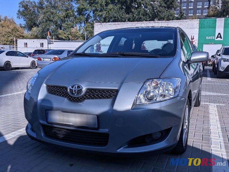 2009' Toyota Auris photo #5