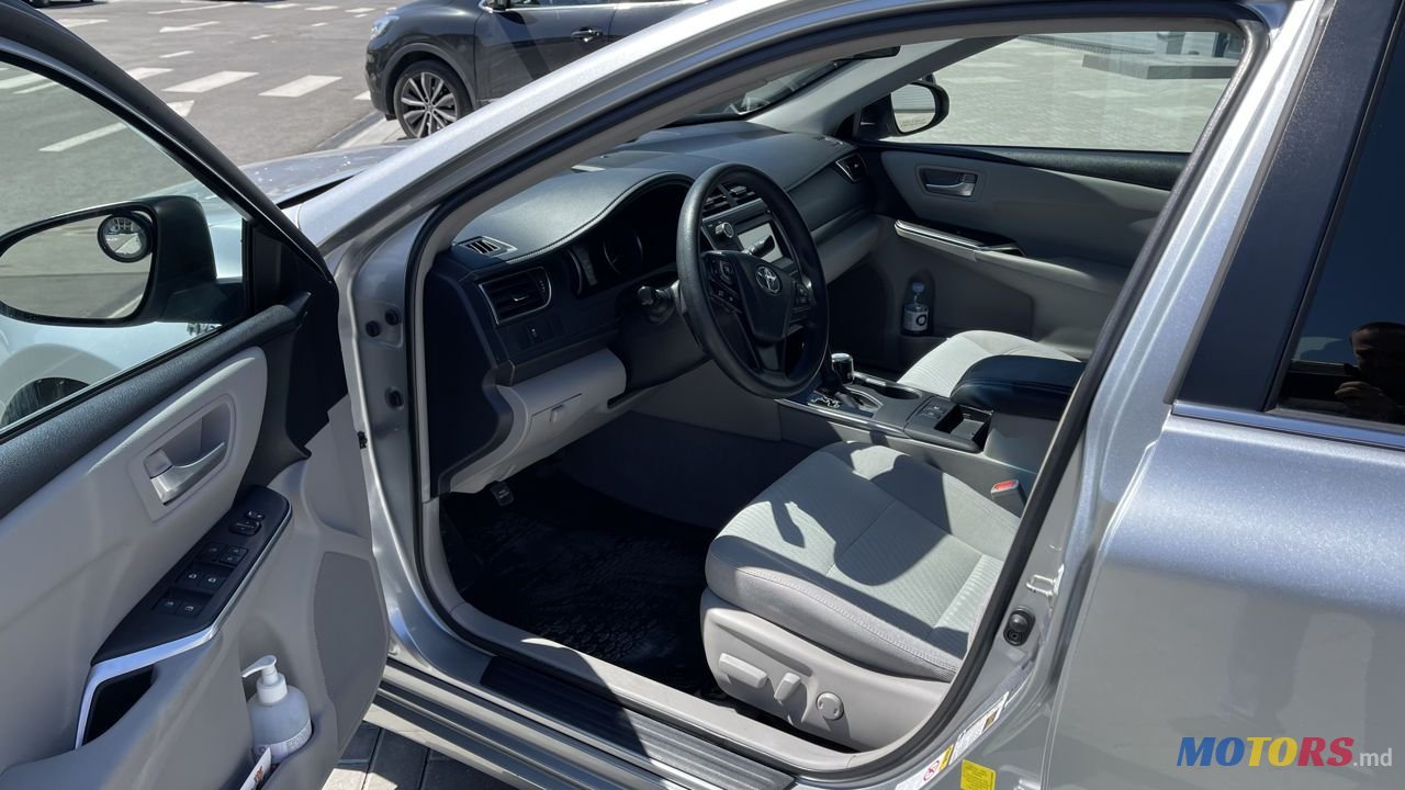2016' Toyota Camry photo #6