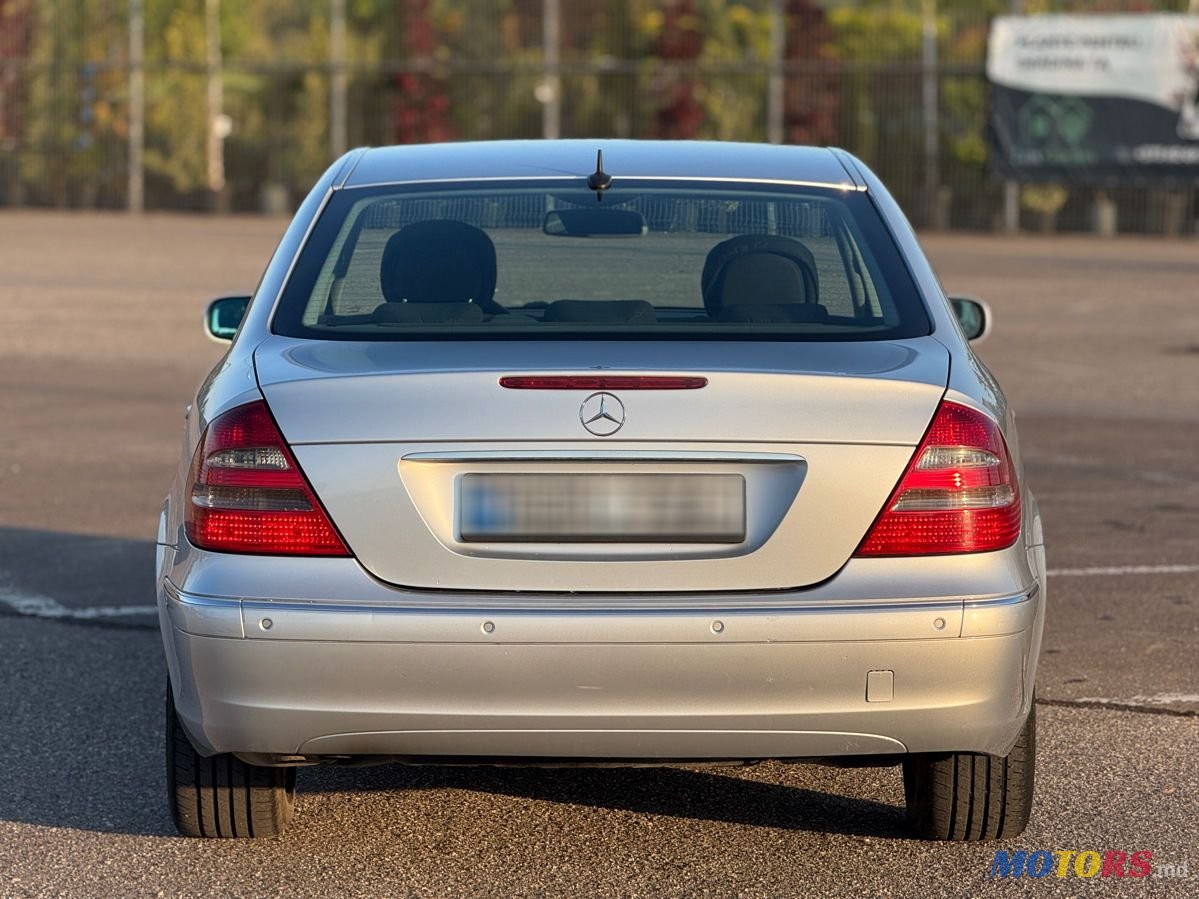 2005' Mercedes-Benz E-Class photo #5