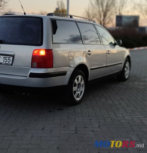 2000' Volkswagen Passat photo #3