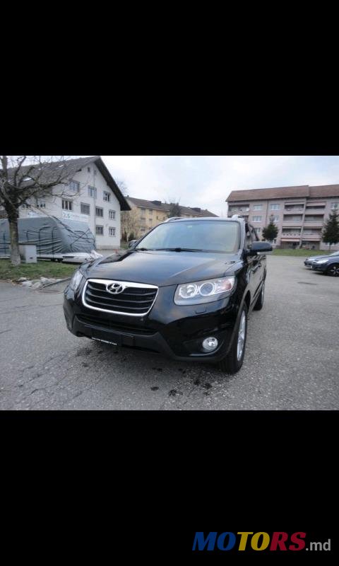 2011' Hyundai Santa Fe photo #1