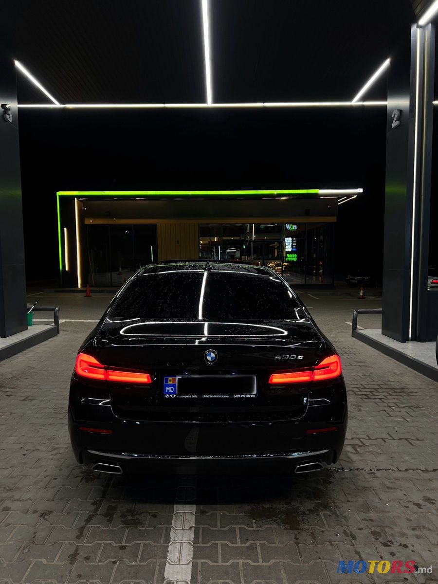 2021' BMW 5 Series photo #4