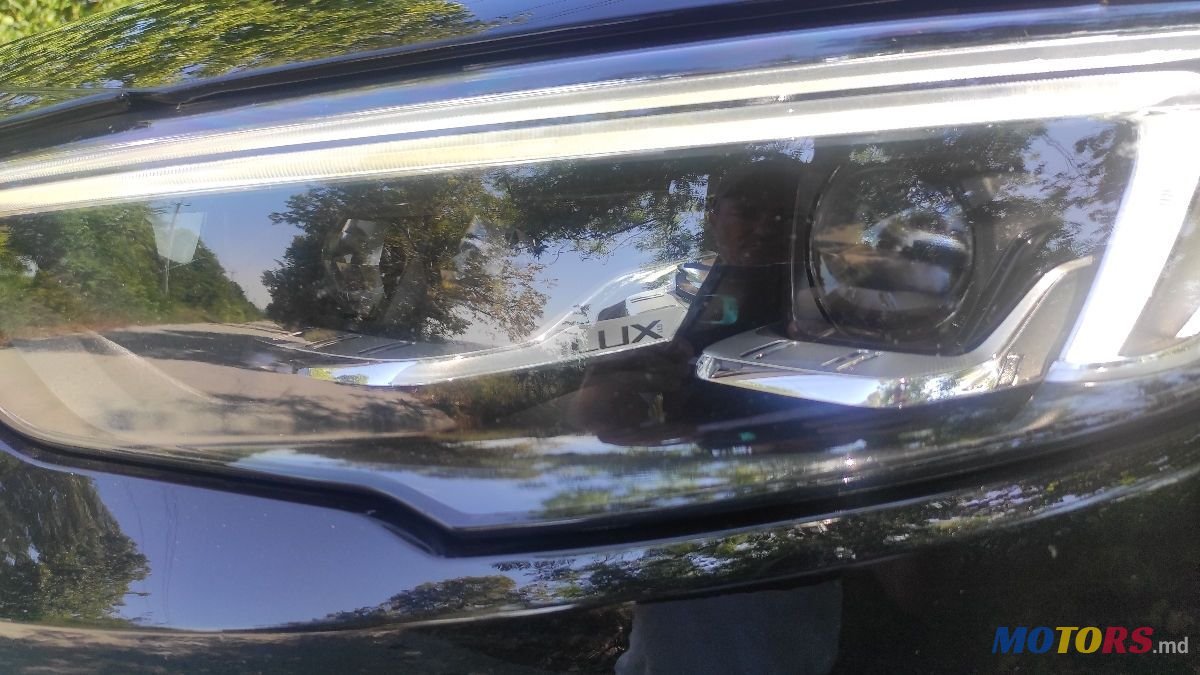 2019' Opel Insignia photo #6