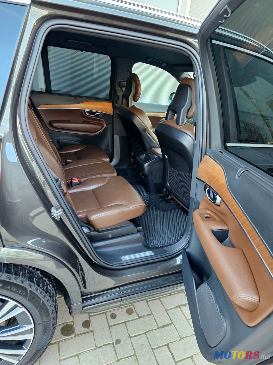 2021' Volvo XC90 photo #6