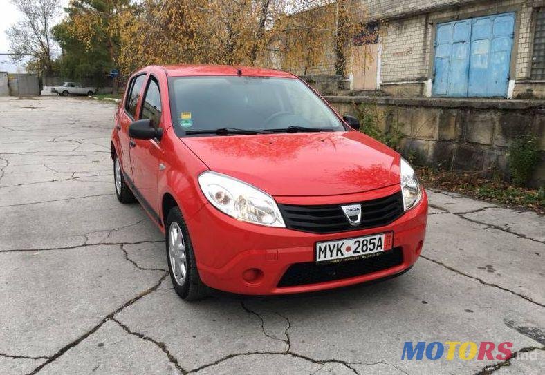 2009' Dacia Sandero photo #1