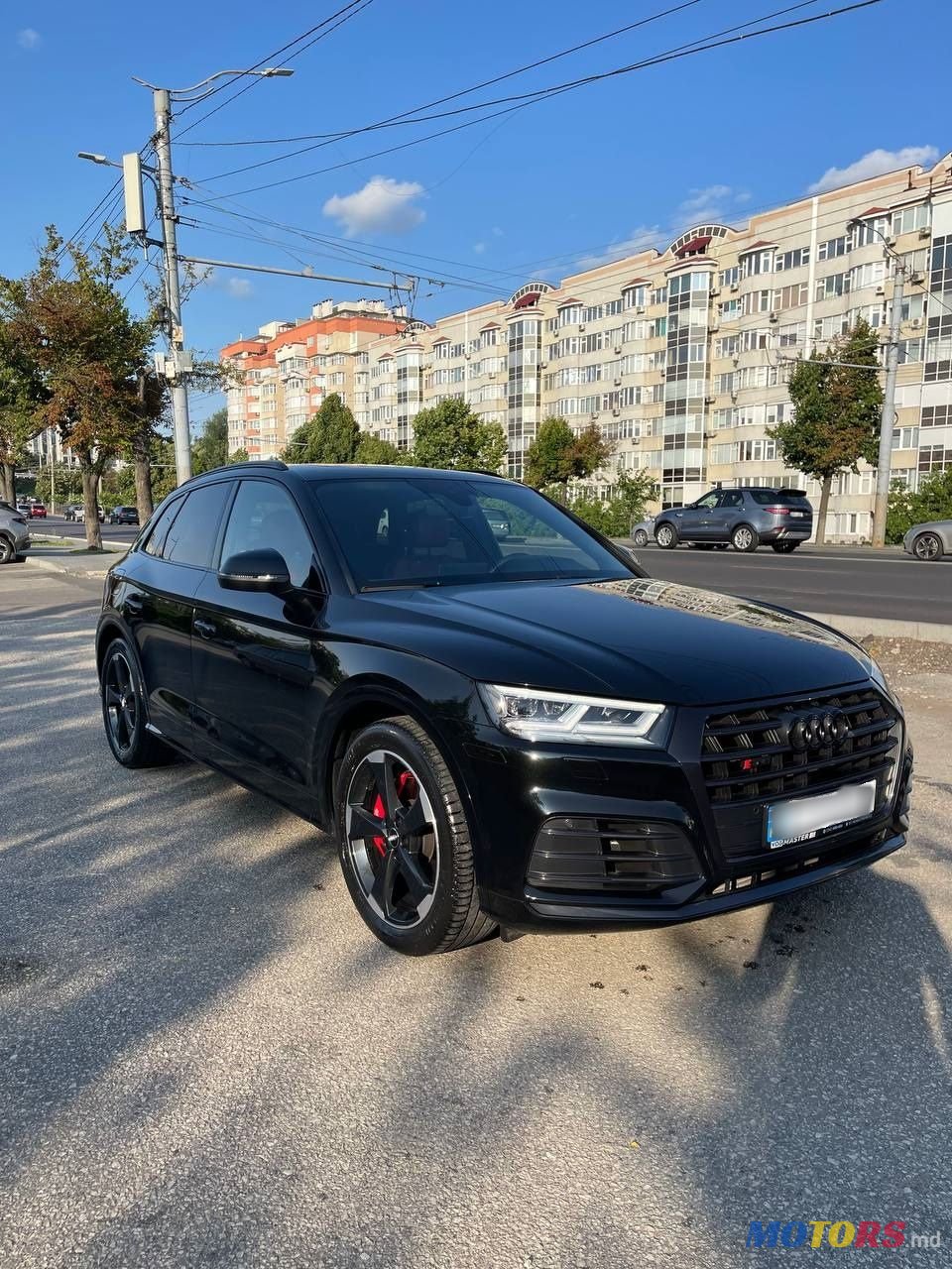 2019' Audi SQ5 photo #2