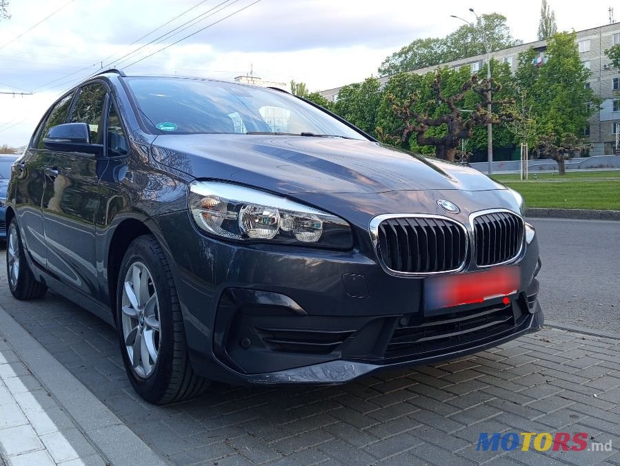 2018' BMW 2 Series Active Tourer photo #1