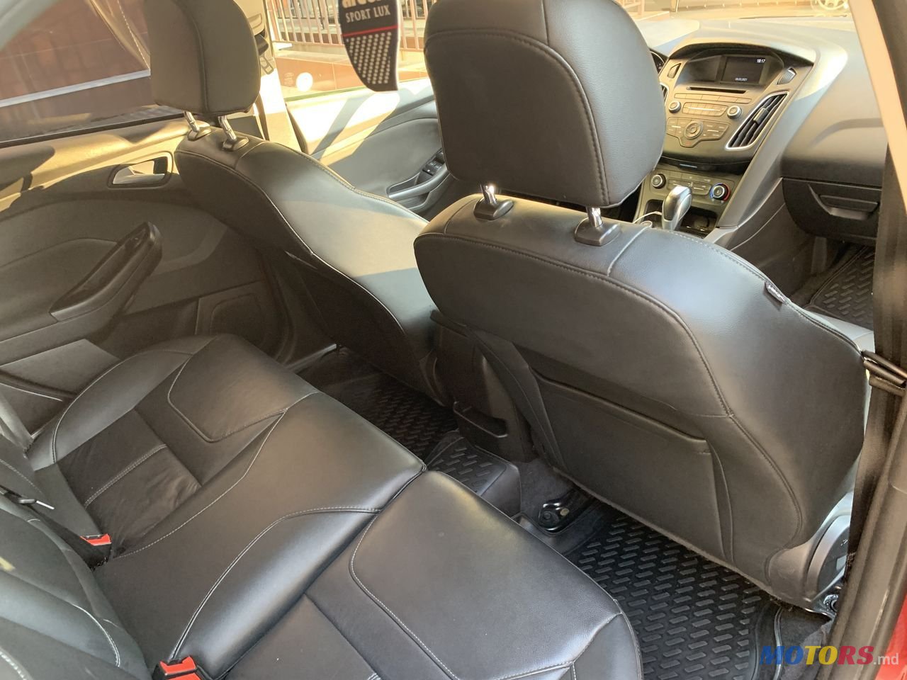 2016' Ford Focus photo #4