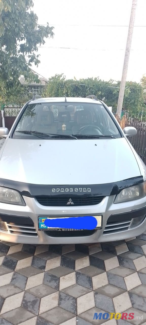 2002' Mitsubishi Space Star photo #1