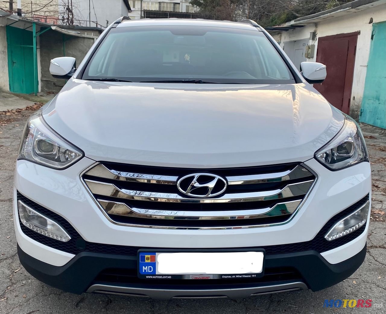 2014' Hyundai Santa Fe photo #2