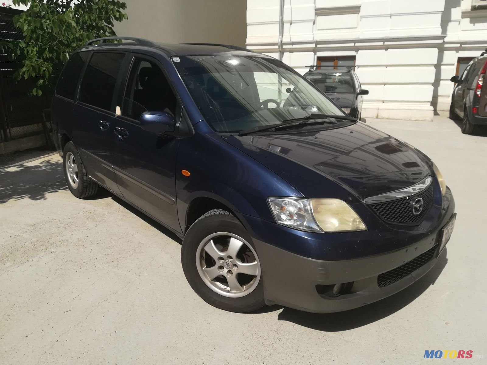 2003' Mazda MPV photo #1