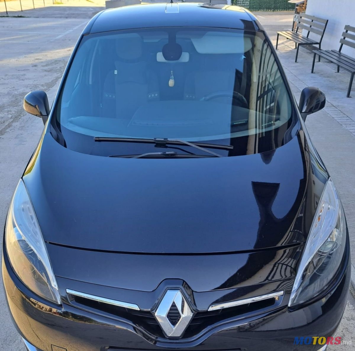 2012' Renault Grand Scenic photo #1