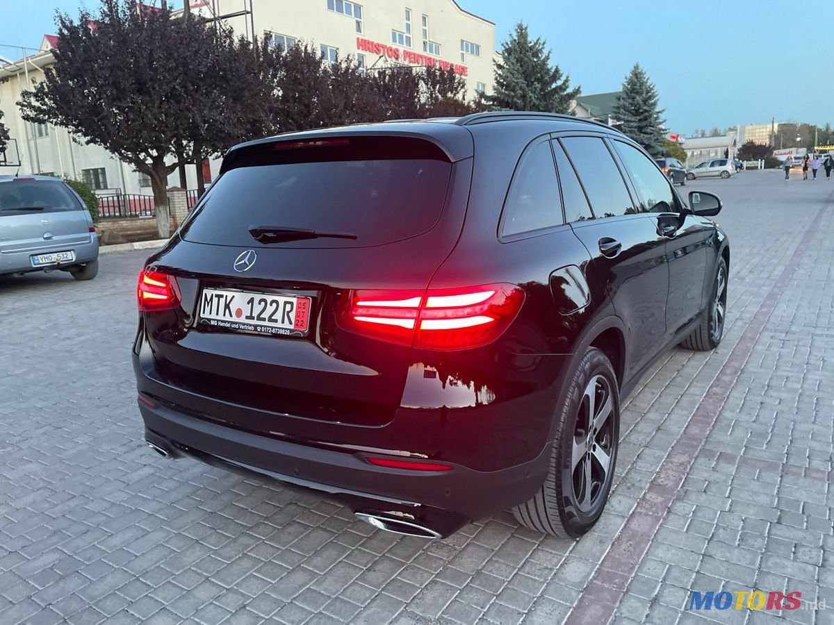 2017' Mercedes-Benz Glc photo #4