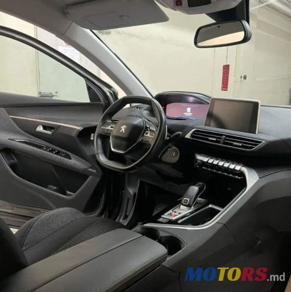 2018' Peugeot 3008 photo #2