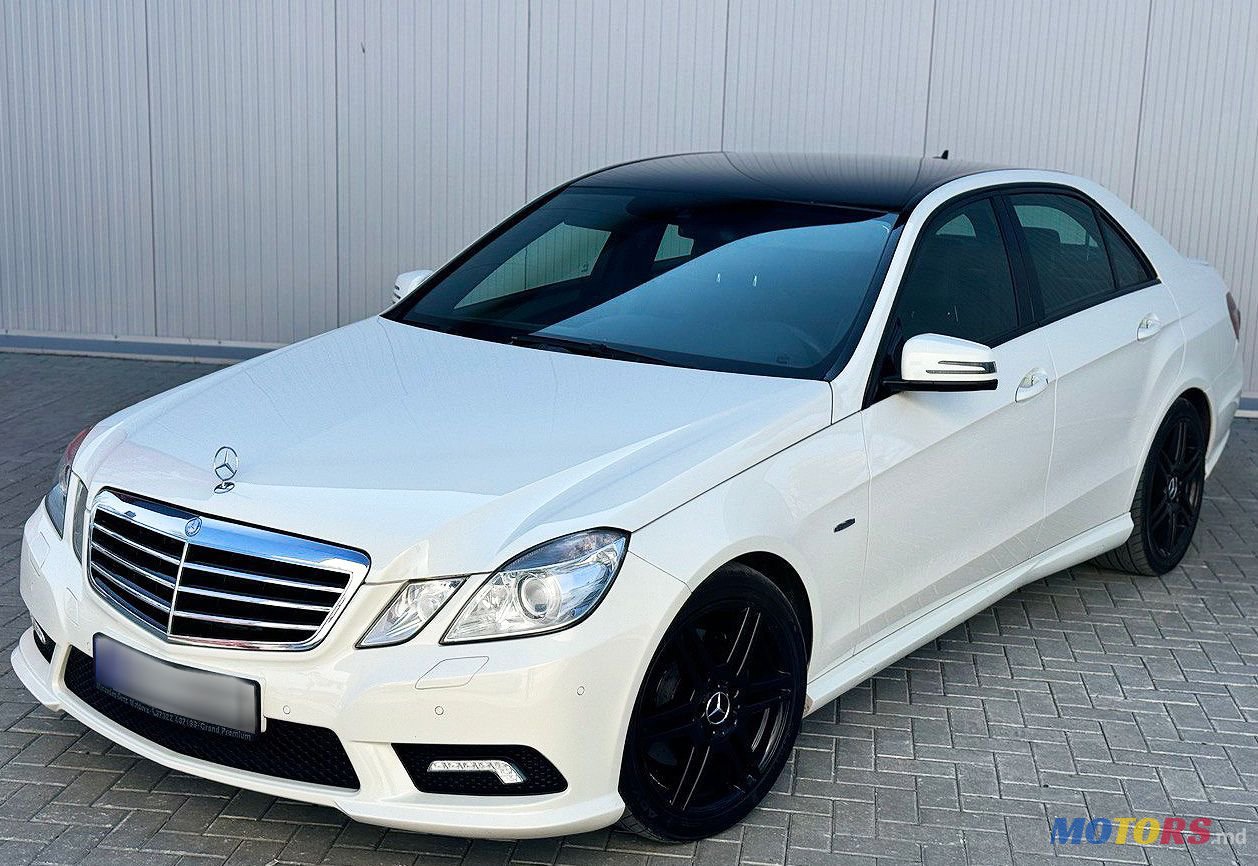 2010' Mercedes-Benz E-Class photo #4