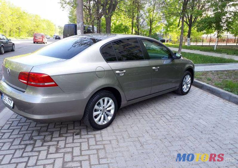 2014' Volkswagen Passat photo #1