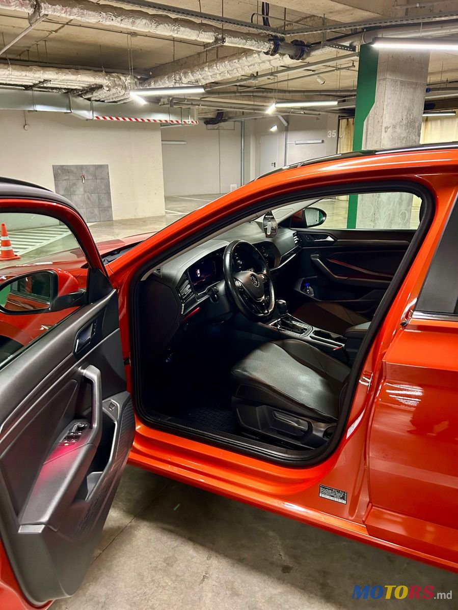 2018' Volkswagen Jetta photo #6