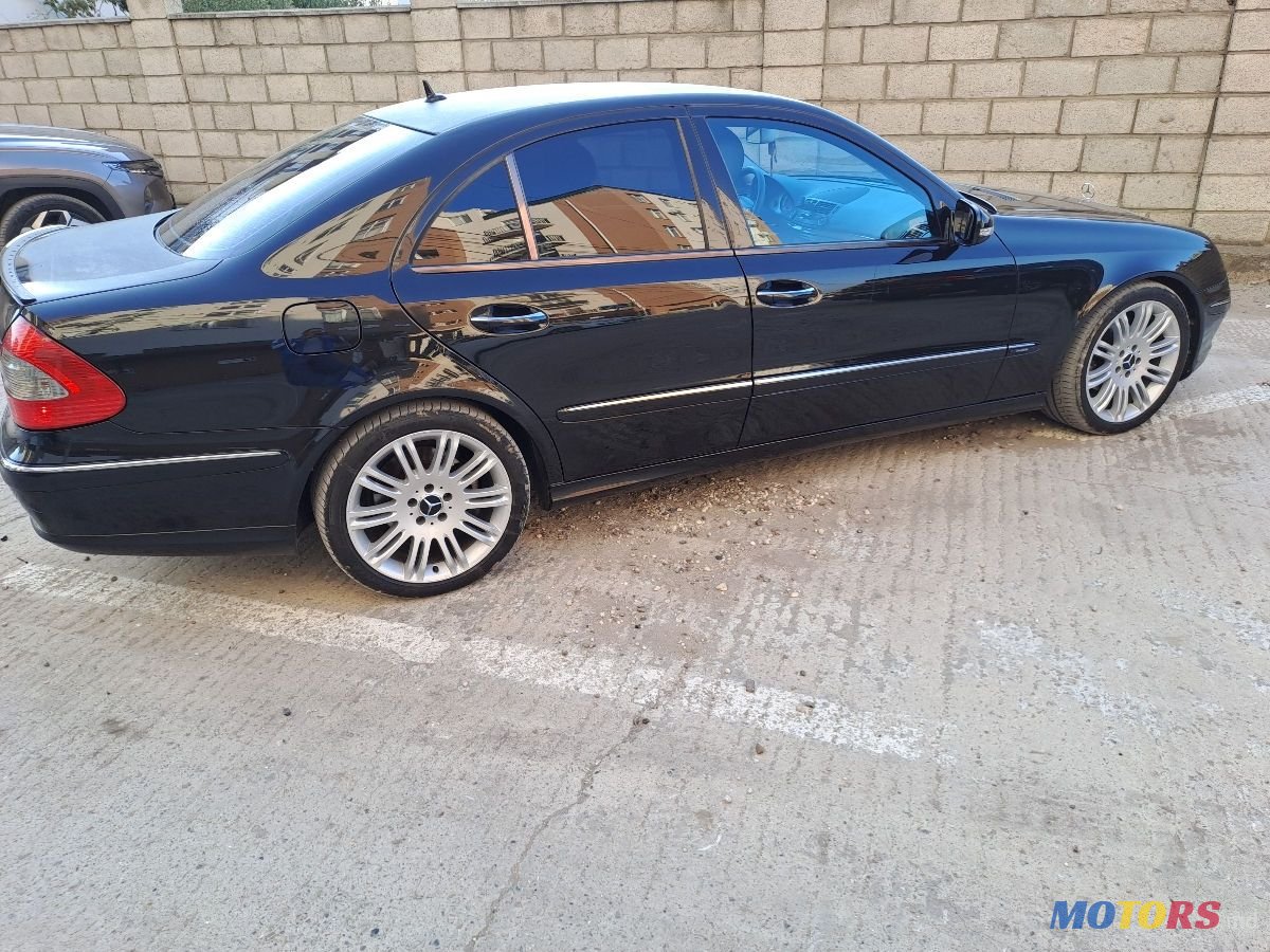 2007' Mercedes-Benz E-Class photo #4