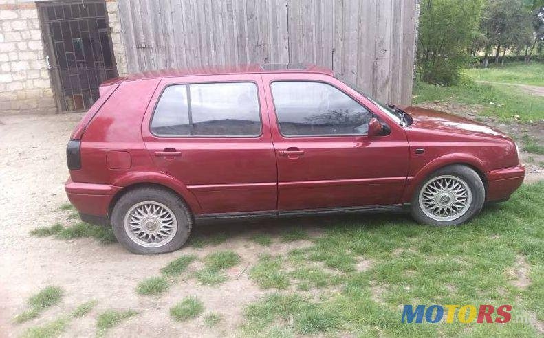 1995' Volkswagen Golf photo #1