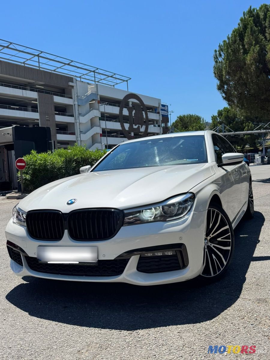 2019' BMW 7 Series photo #2