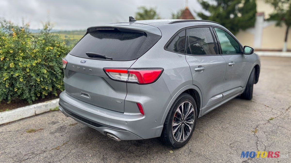 2020' Ford Kuga photo #2