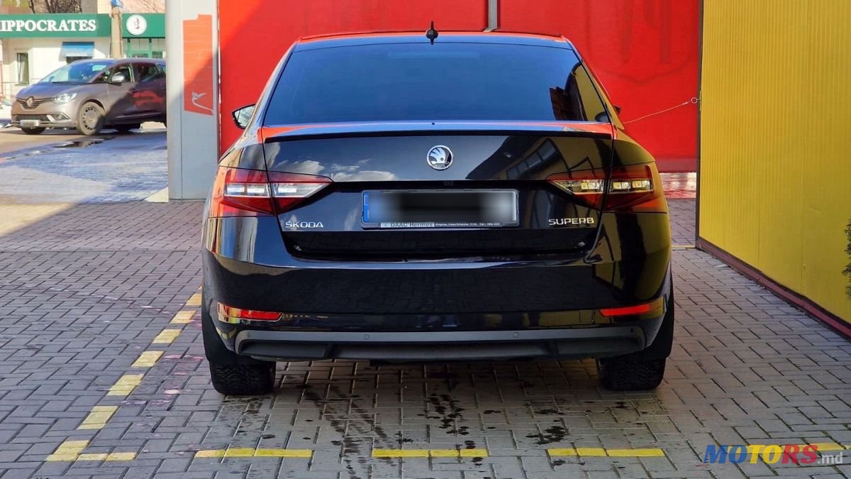 2018' Skoda Superb photo #5