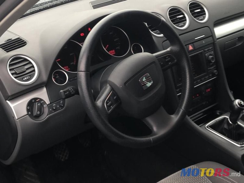 2012' SEAT Exeo photo #2