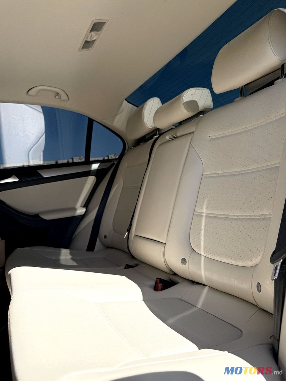 2017' Volkswagen Jetta photo #6