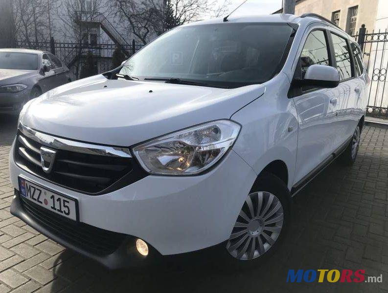 2013' Dacia Lodgy photo #1