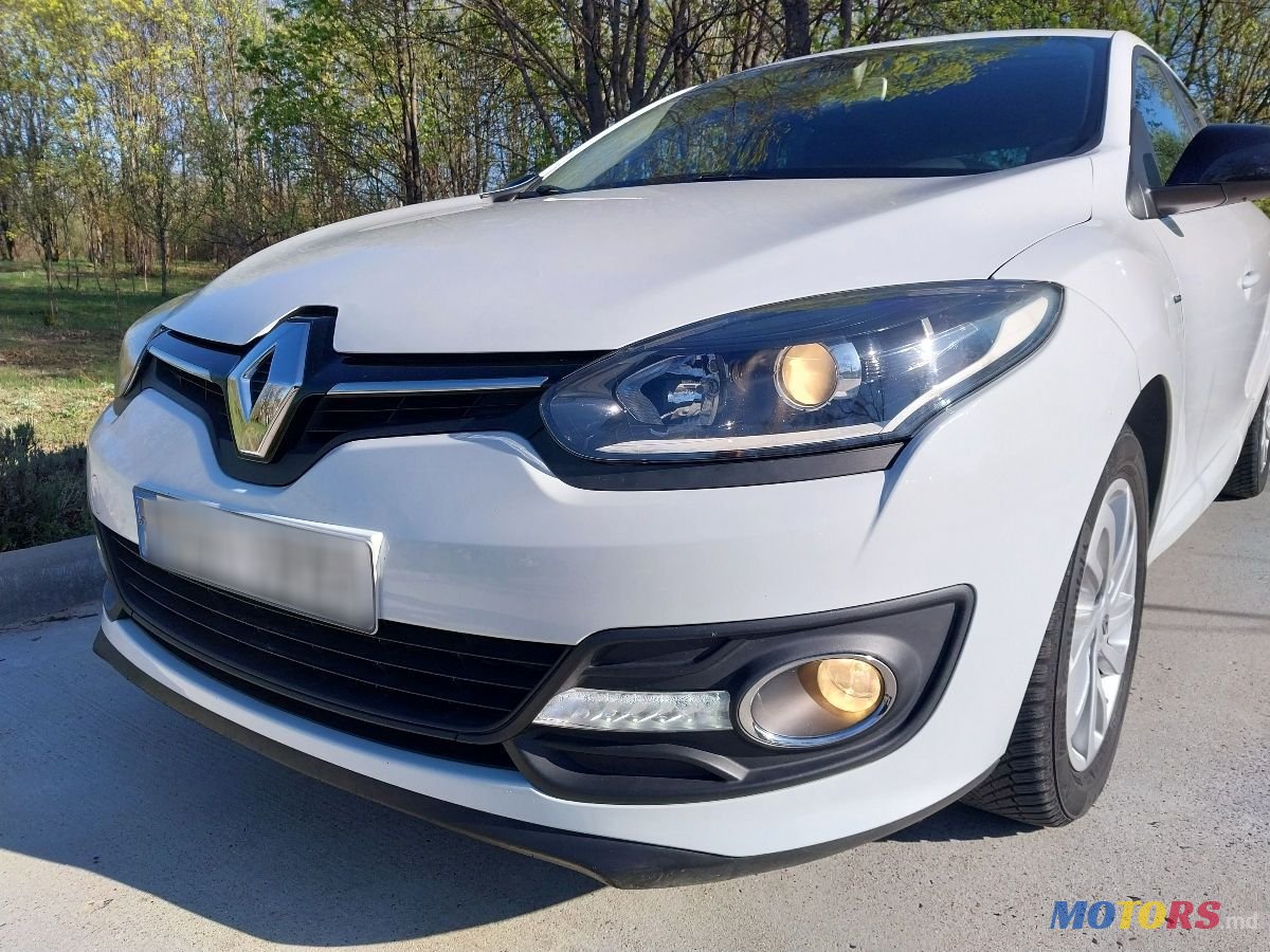2014' Renault Megane photo #2