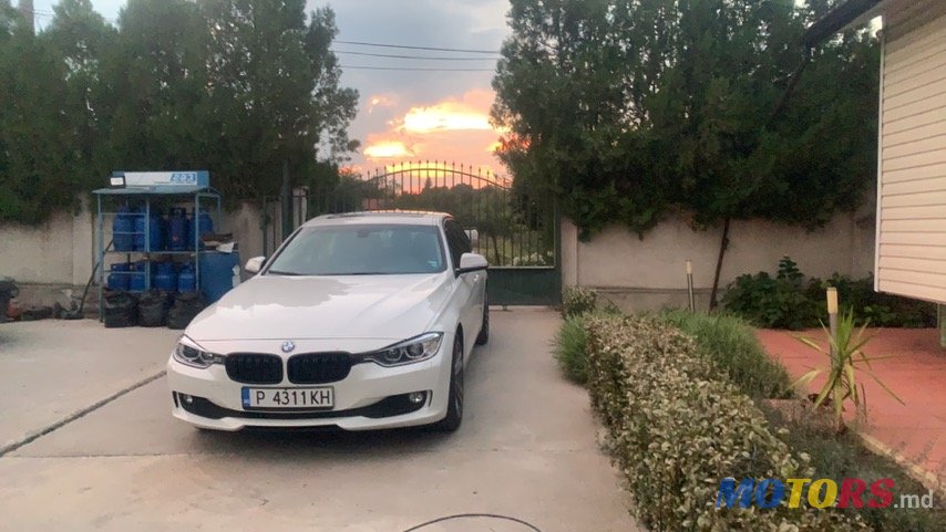 2015' BMW 320 2000i photo #4