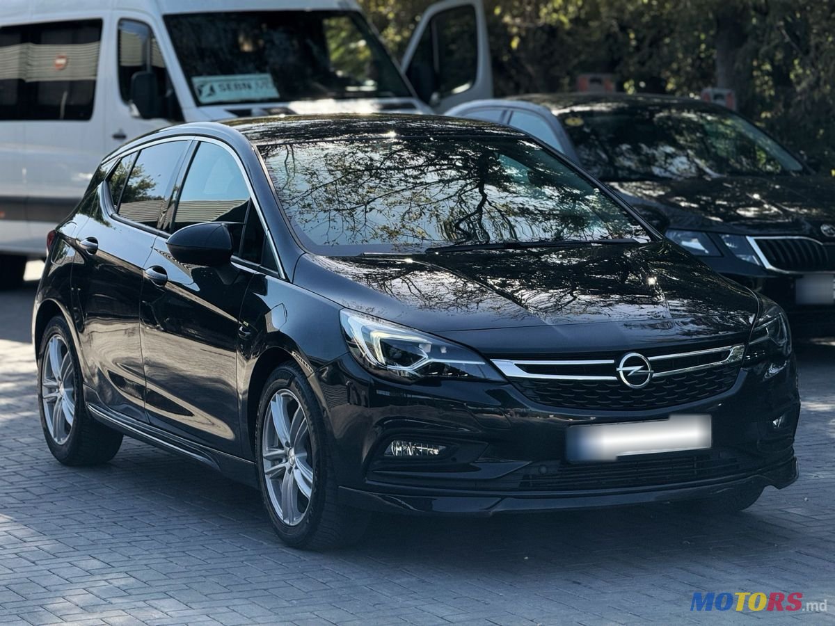 2017' Opel Astra photo #1