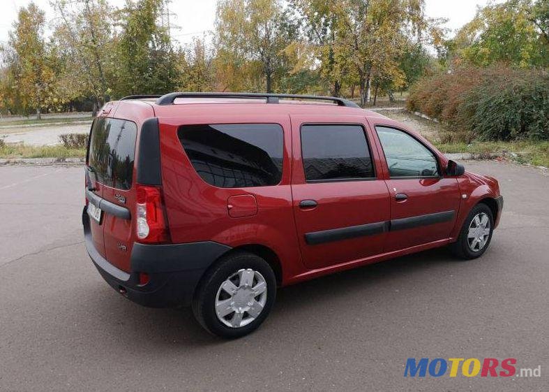 2008' Dacia Logan photo #2