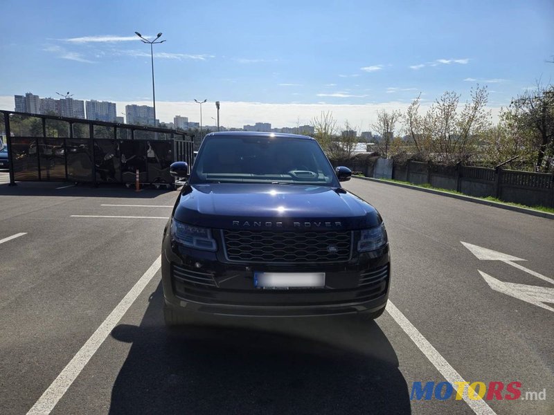 2021' Land Rover Range Rover photo #3
