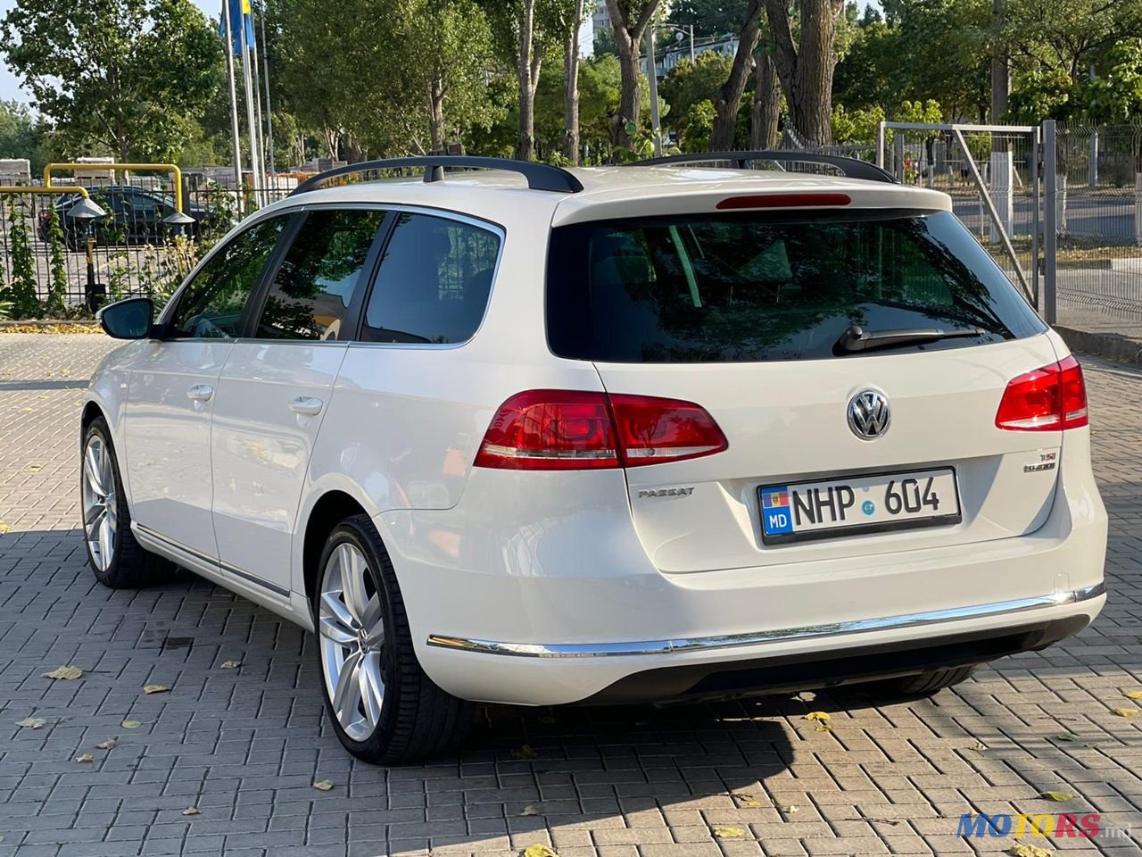 2012' Volkswagen Passat photo #4