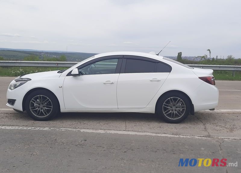 2015' Opel Insignia photo #5