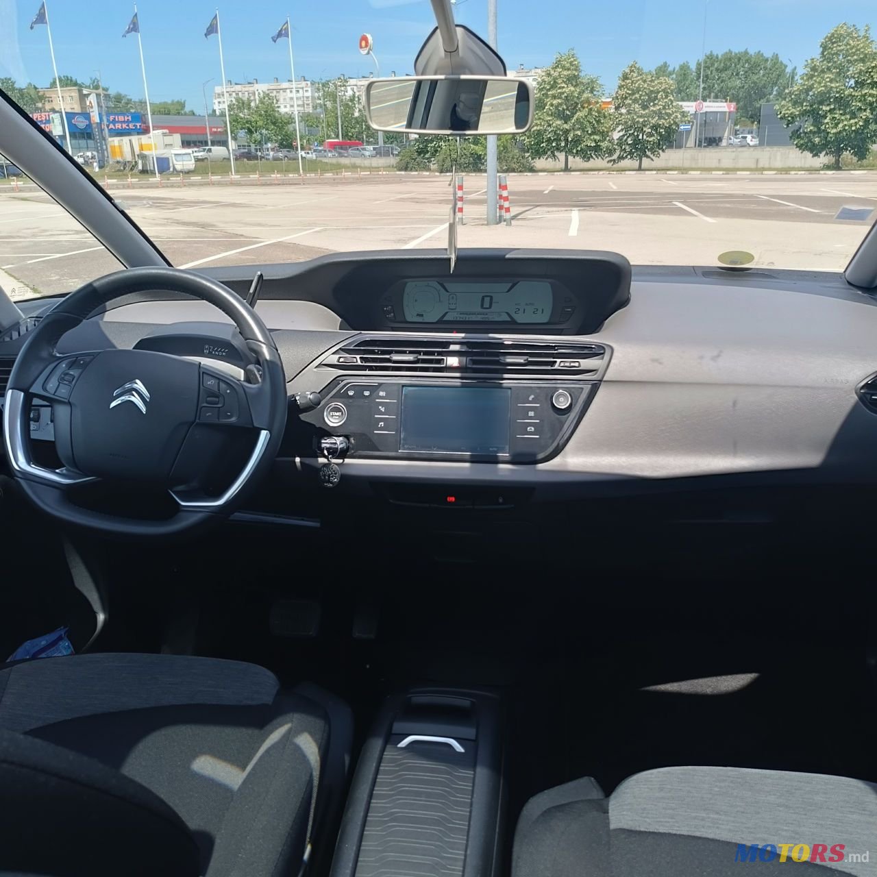 2019' Citroen C4 Picasso photo #5