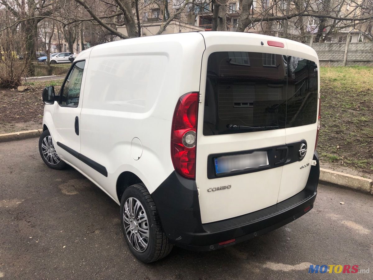2015' Opel Combo photo #4