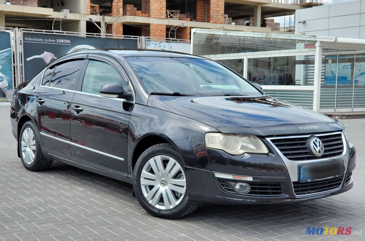 2009' Volkswagen Passat photo #3