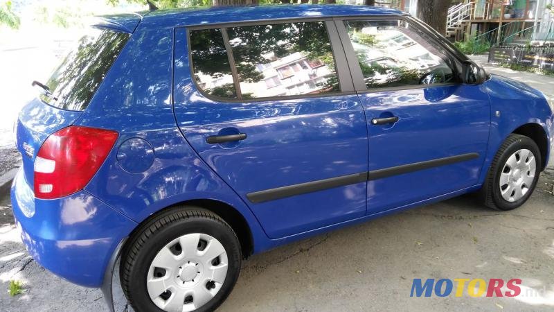 2009' Skoda Fabia photo #3