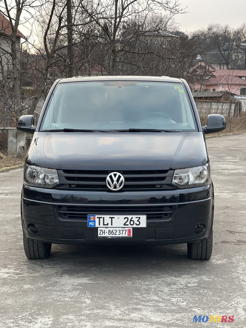 2013' Volkswagen Transporter photo #3