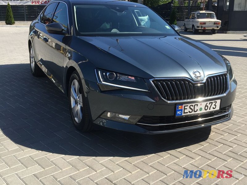 2016' Skoda Superb photo #2