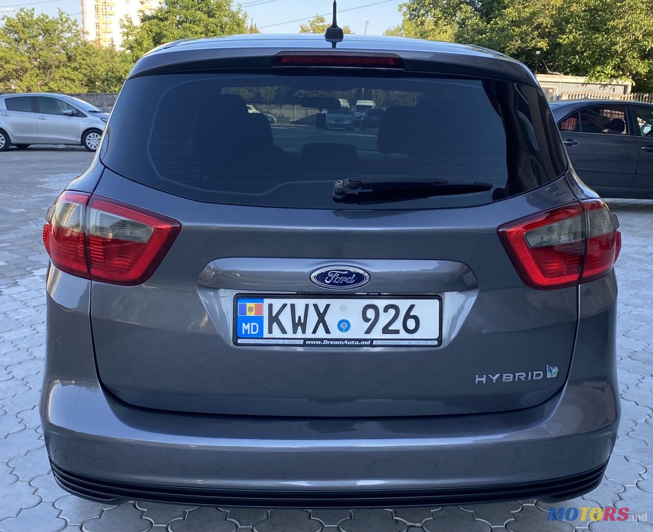 2013' Ford C-MAX photo #6