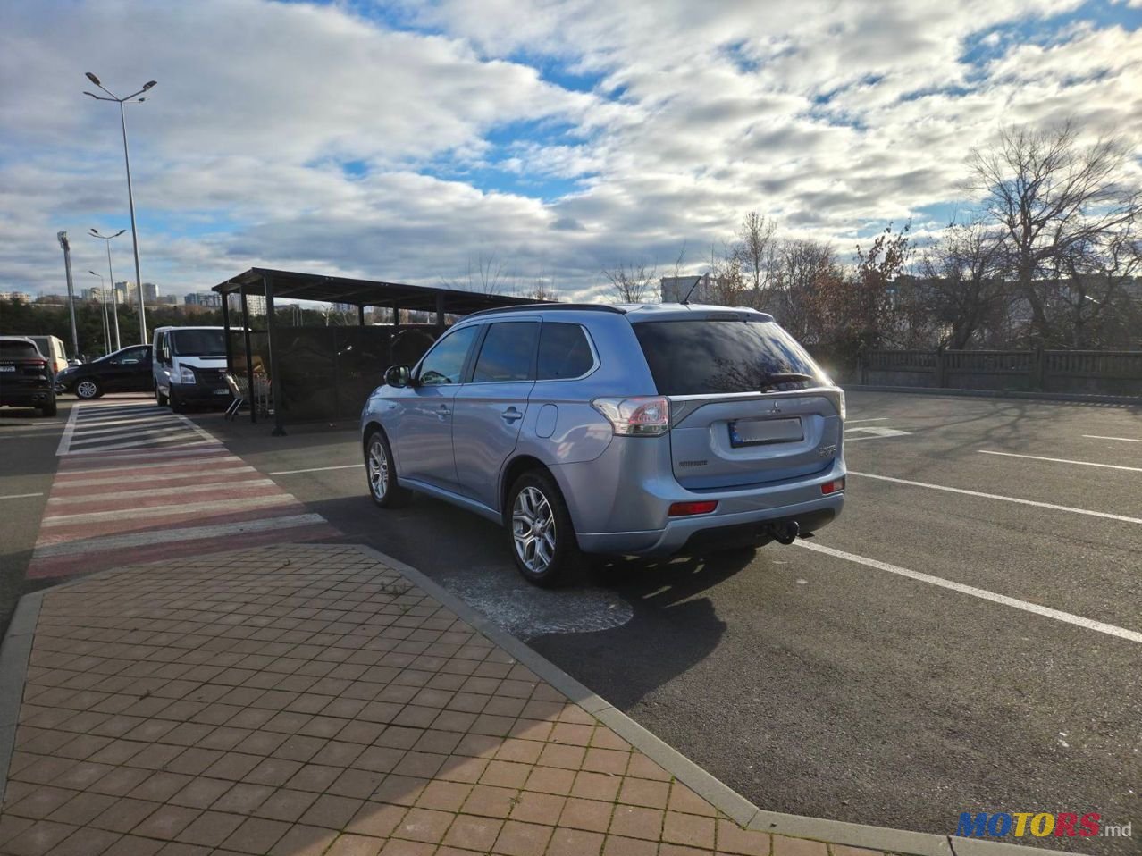 2014' Mitsubishi Outlander photo #6