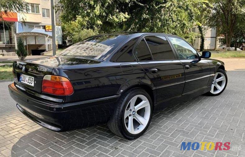 2001' BMW 7 photo #4
