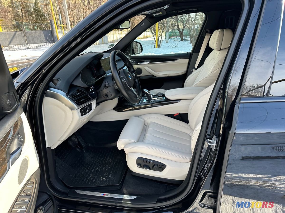 2017' BMW X5 photo #6
