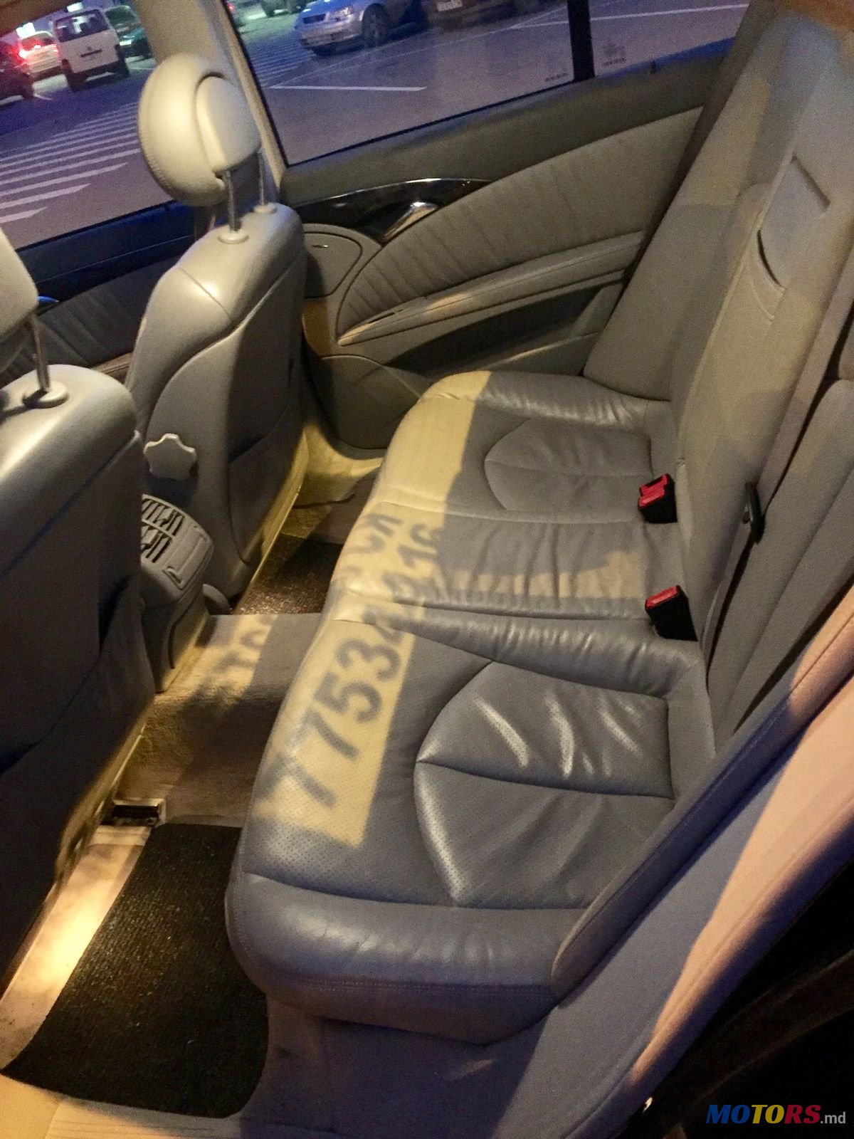 2004' Mercedes-Benz E-Class 320 cdi photo #2